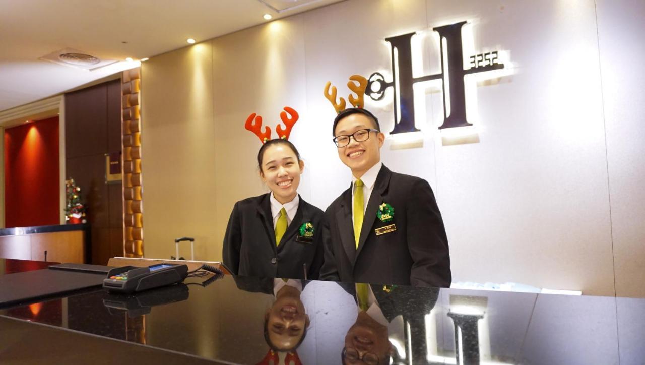 Hione Holiday Hotel Taipéi Exterior foto